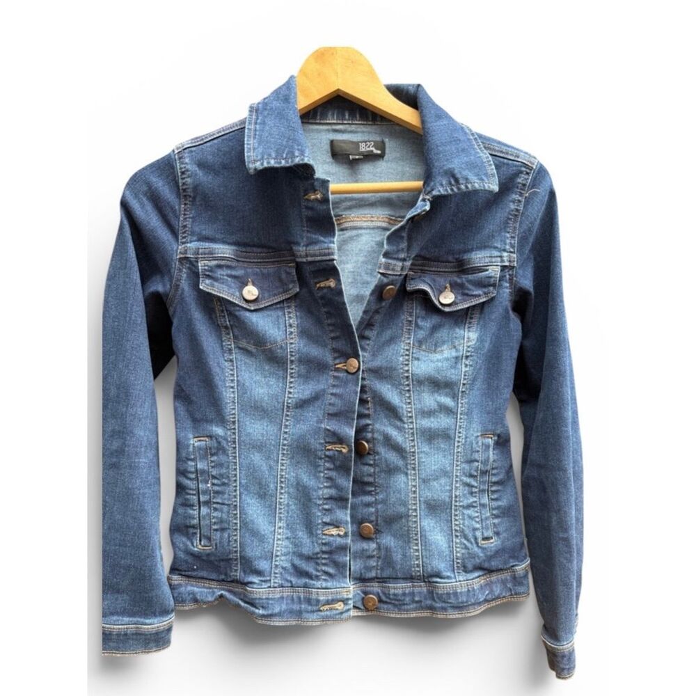 1822 Denim Essential Trucker Jacket size Small
